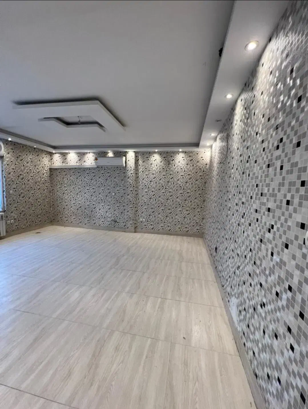 ۸۳ متر سند اداری  فلکه اول تهرانپارس|فروش دفتر کار، اتاق اداری، مطب|تهران, تهرانپارس جنوبی|دیوار