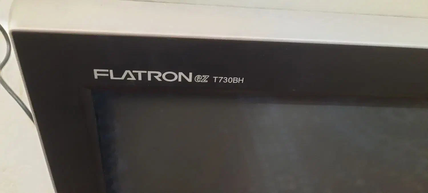 مانیتور ال جی قدیمی|قطعات و لوازم جانبی رایانه|اصفهان, جوزدان الیادران|دیوار