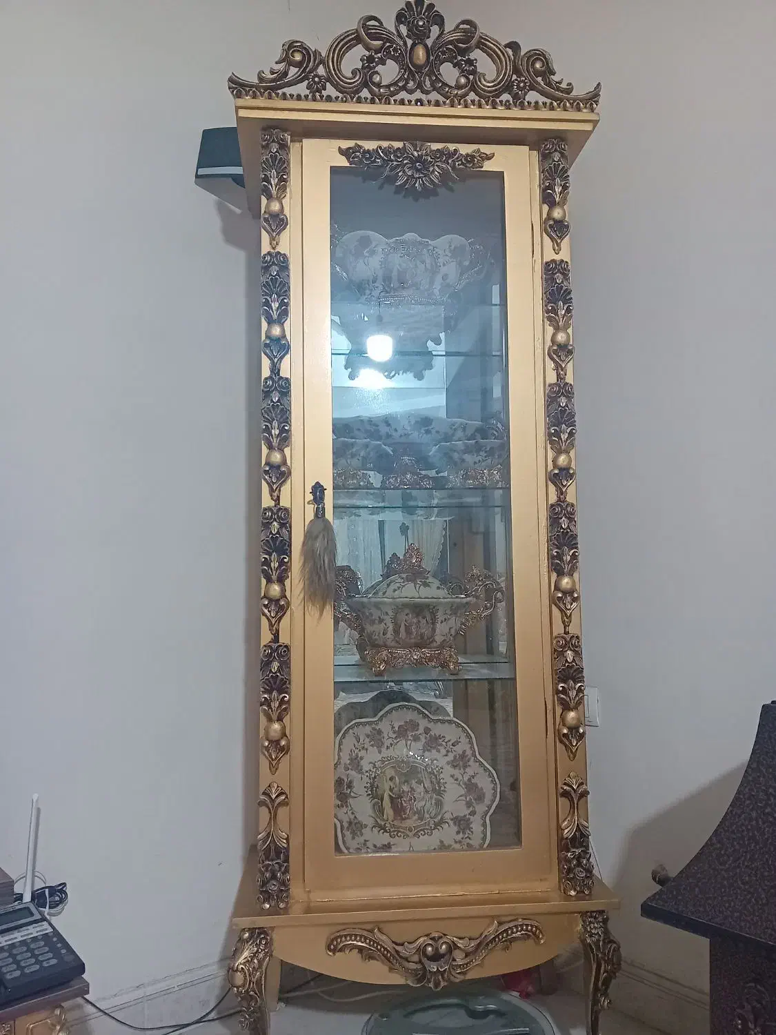 بوفه|بوفه، ویترین، کنسول|رباط‌کریم, رباط‌کریم|دیوار