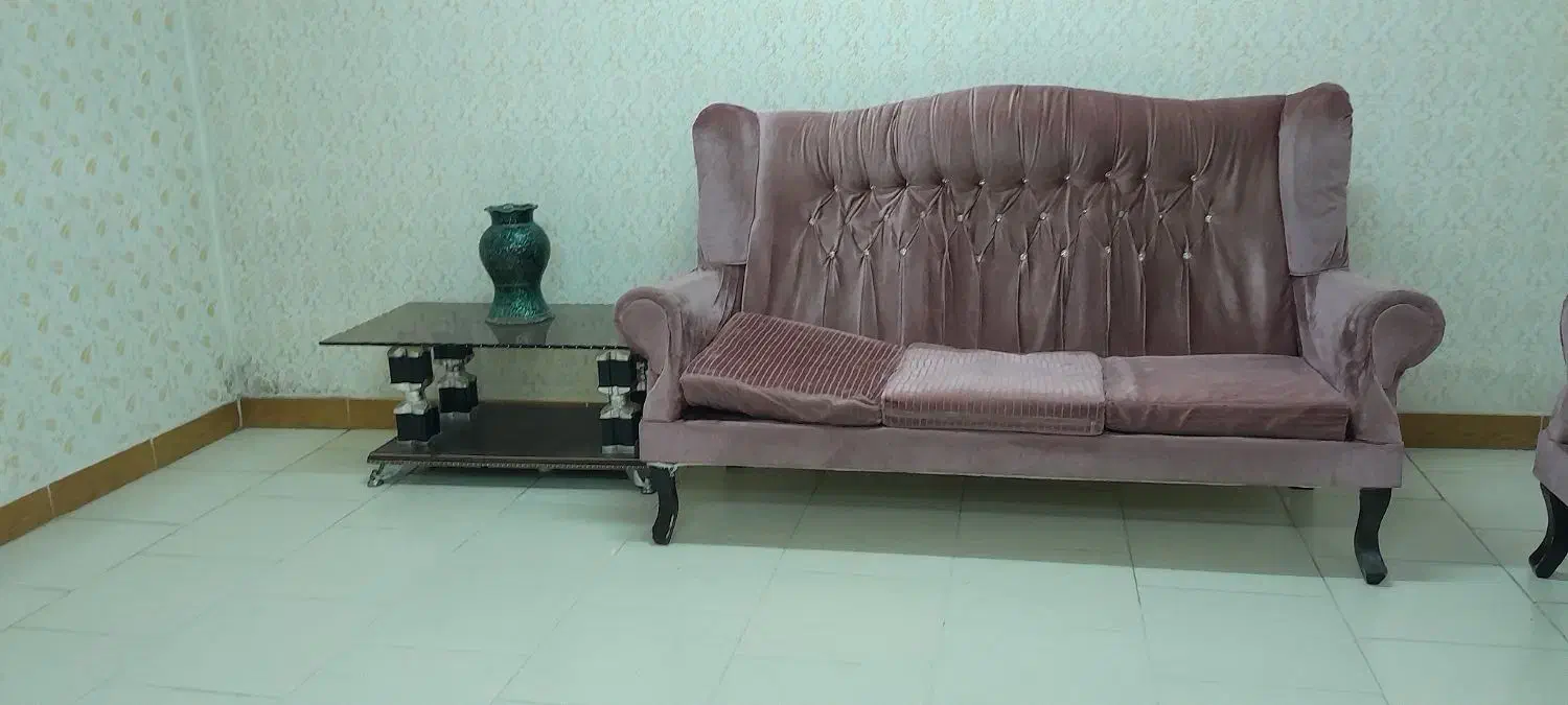 مبلمان و میز|مبلمان خانگی و میز عسلی|رشت, سلیمانداراب|دیوار