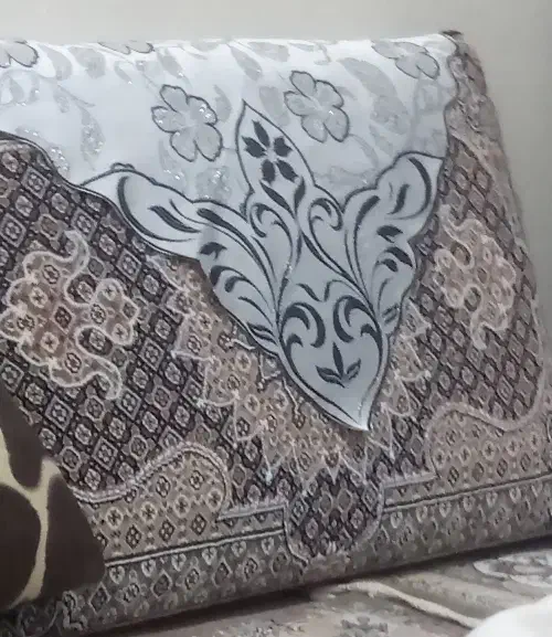 پشتی|پشتی|مهاجران, |دیوار