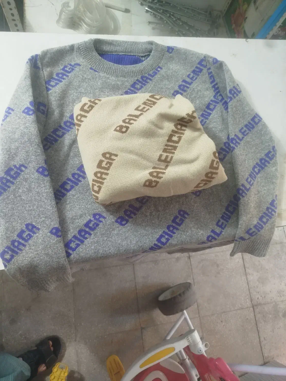 بافت زنانه در دو مدل|لباس|یزد, |دیوار