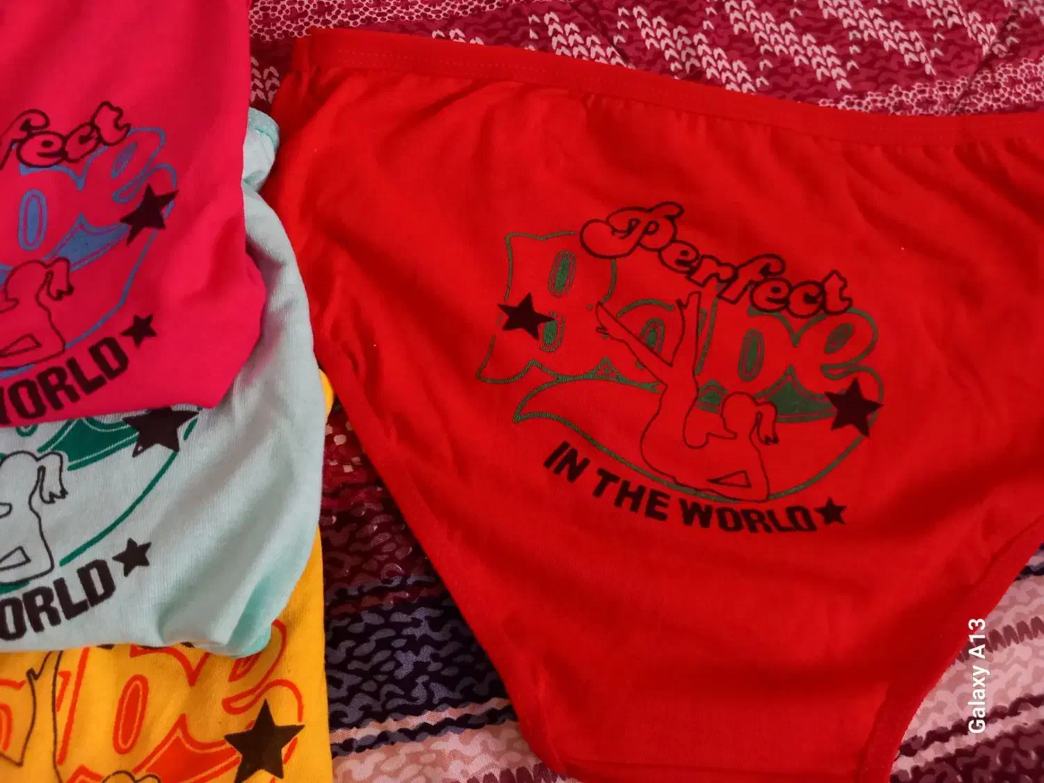 Xl2|لباس|تربت جام, شاهد|دیوار