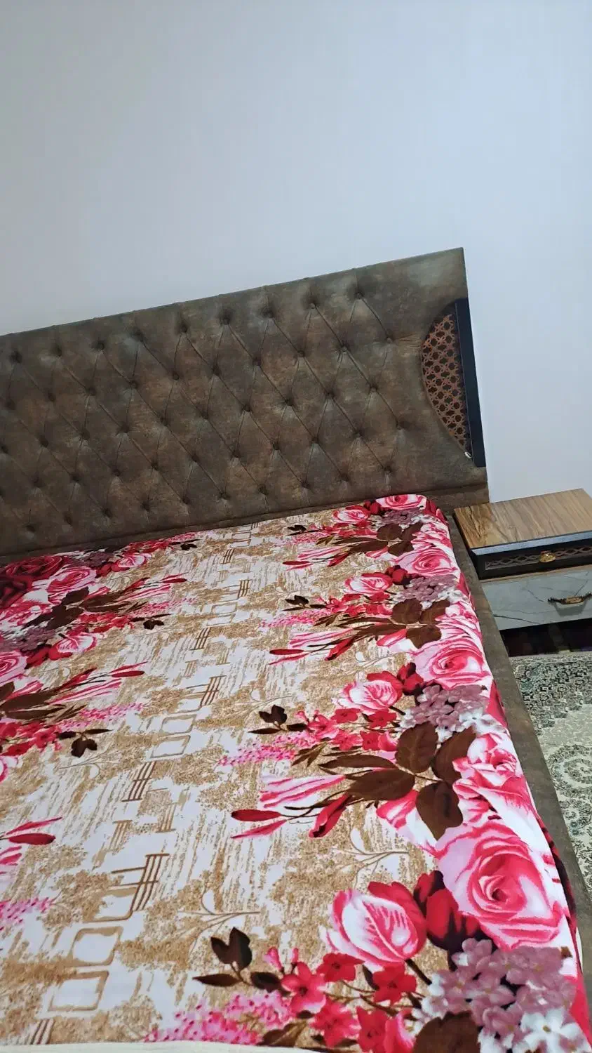 تخت دونفره وپاتختی ومیز ارایشی|تخت و سرویس خواب|بندر ماهشهر, |دیوار