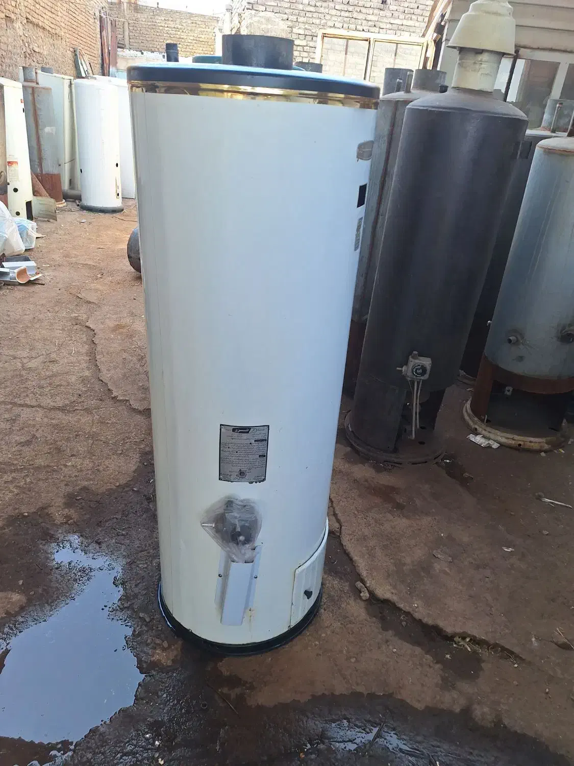 مرکز خرید و فروش آبگرمکن کهنه و دست دوم در محل|آبگرمکن، پکیج، شوفاژ|ارومیه, |دیوار