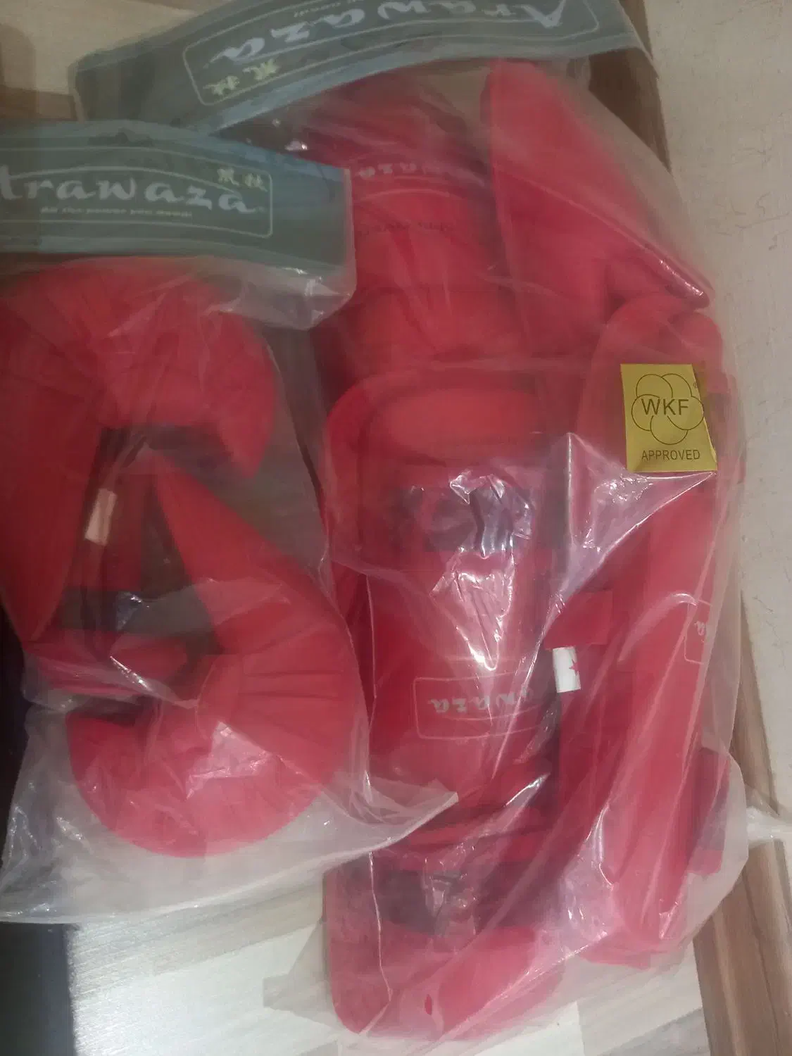 تجهیزات کاراته (دستکش ، ساق ، روپایی)|تجهیزات ورزشی|اردبیل, |دیوار