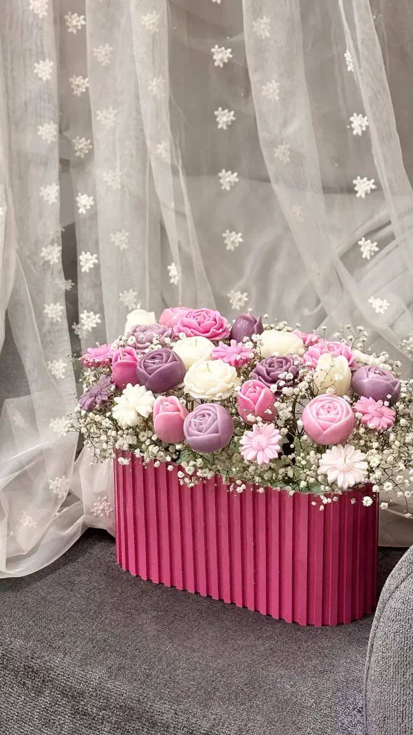 جار گل|گل و گیاه طبیعی|قم, باغ کرباسی|دیوار