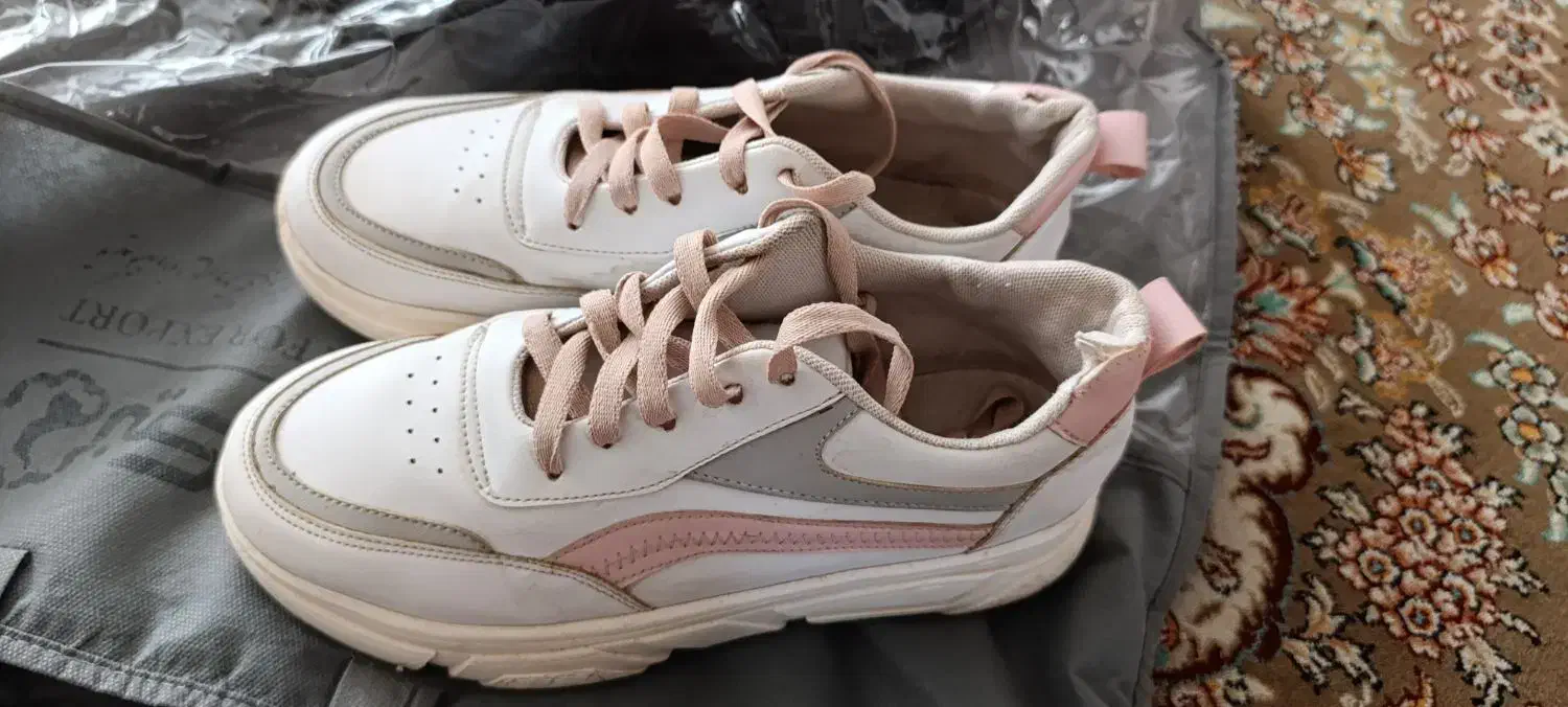 کفش های زنانه سایز ۴۰قصرشیرین|کیف، کفش، کمربند|سرپل ذهاب, |دیوار