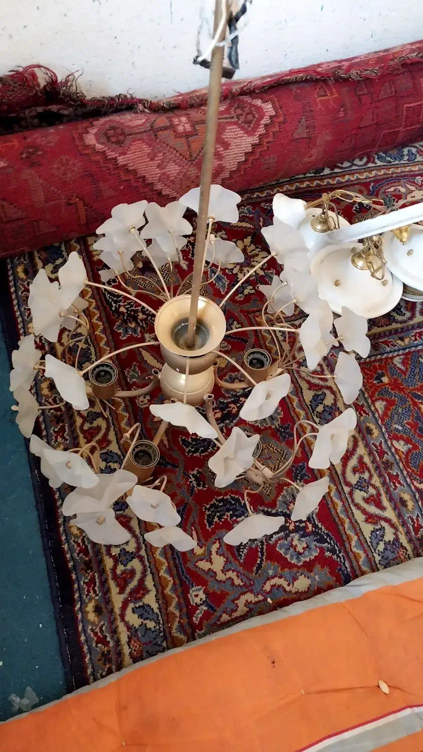 لوستر خوب وتمیز|لوستر و چراغ آویز|شیراز, بالا کفت|دیوار