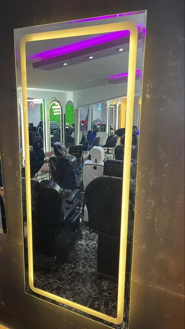 اینه قدی|آینه|بندر کنگان, |دیوار