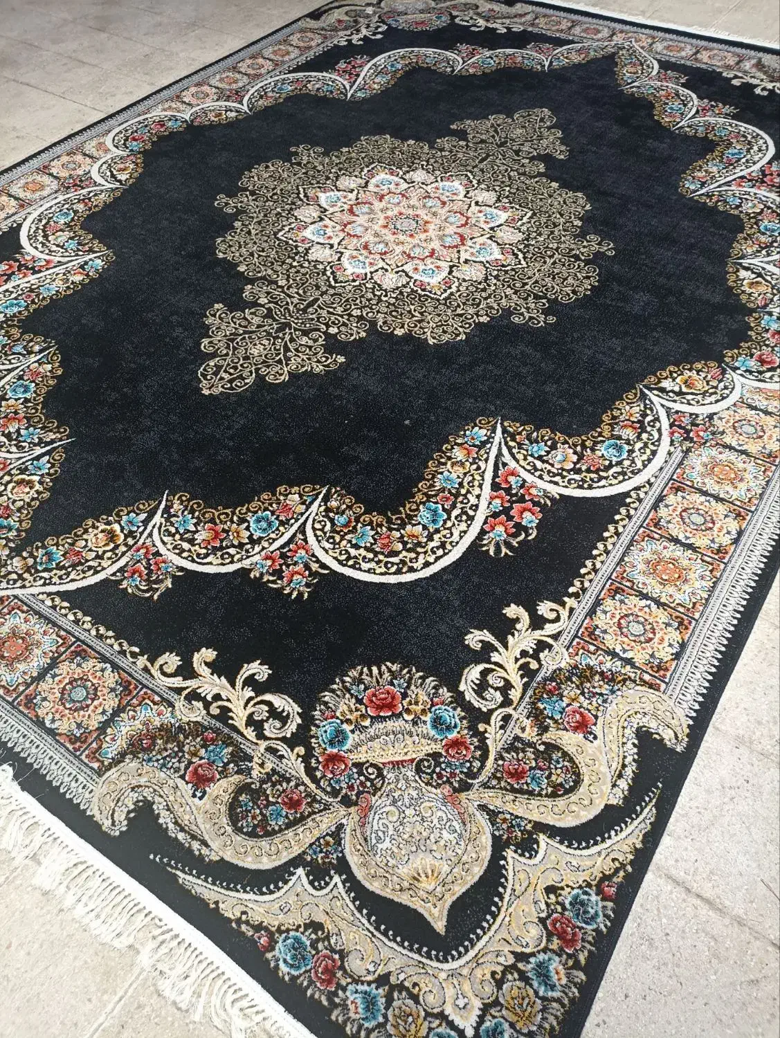 همه روزه از ۸صبح تا ۱۰ شب یکسره هستیم|فرش|یزد, |دیوار