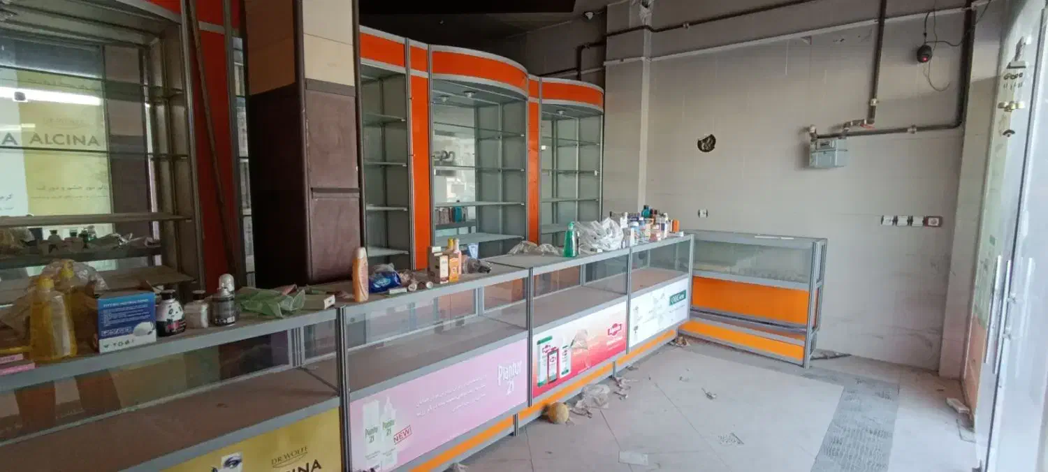 فروش ویترین و دکور قیمت توافقی|فروشگاه و مغازه|مرودشت, فرهنگ|دیوار