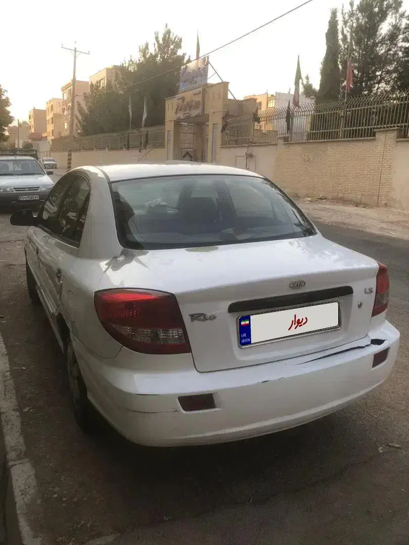 خودرو ریو ls سفید روغنی مدل 89|خودرو سواری و وانت|شیراز, شاه قلی بیگی|دیوار