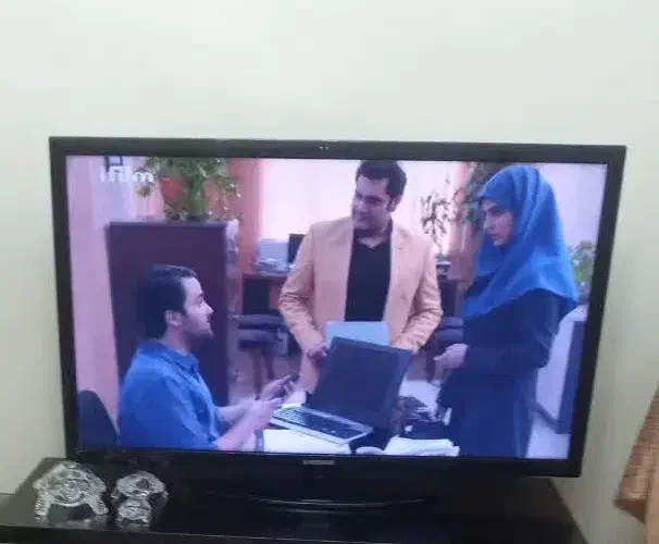 لوازم خانگی|تلویزیون و پروژکتور|ری, اقدسیه|دیوار