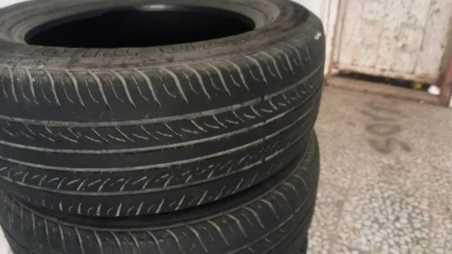 فروش لاستیک ۲۰۵/۱۵|قطعات یدکی و لوازم جانبی|املش, |دیوار