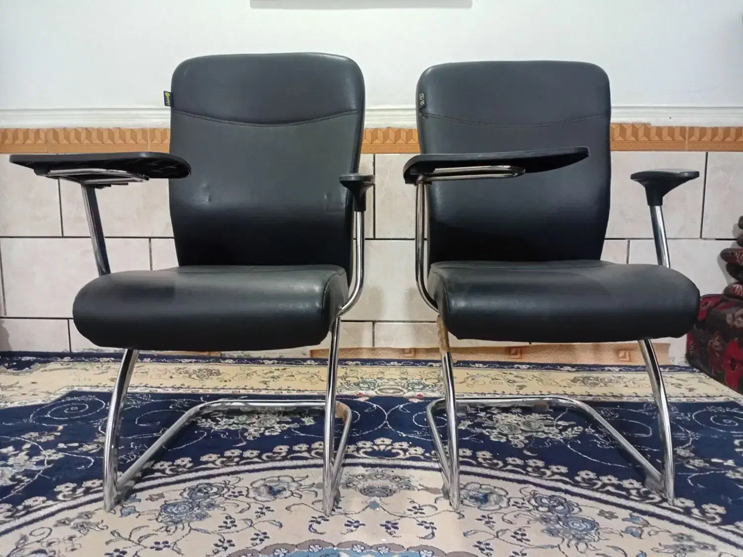 کوی علوی نبشه ۲۲بهمن|صندلی و نیمکت|اهواز, کوی مندلی(سه راه خرمشهر)|دیوار