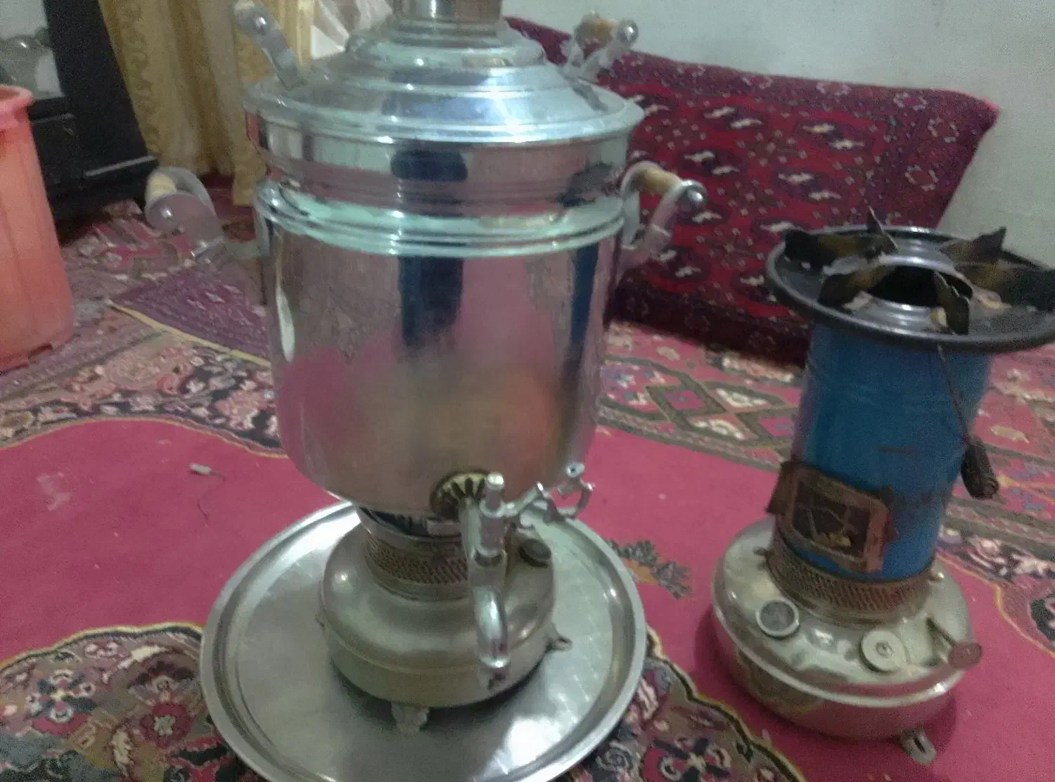 سلام سماور قدیمی ۲۰لیتریقدیمی وچراغ قدیمی|سماور، چای‌ساز، قهوه‌ساز|زابل, |دیوار