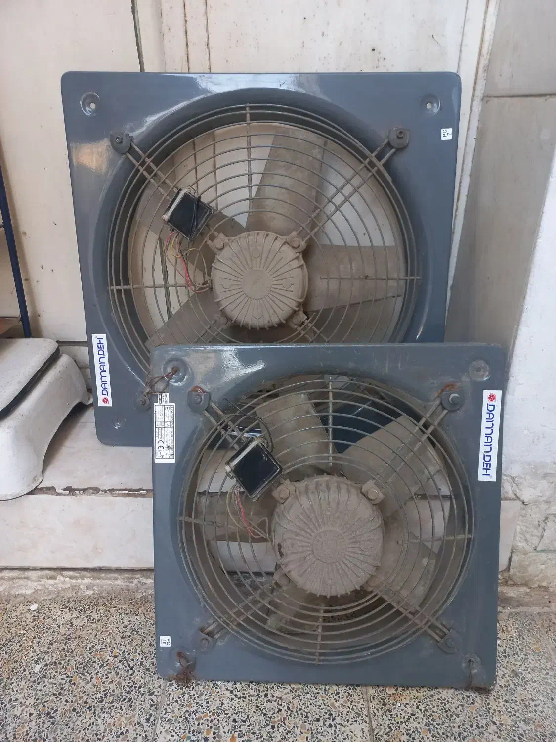 فن هواکش|پنکه و تصفیهکنندهٔ هوا|اهواز, امانیه|دیوار