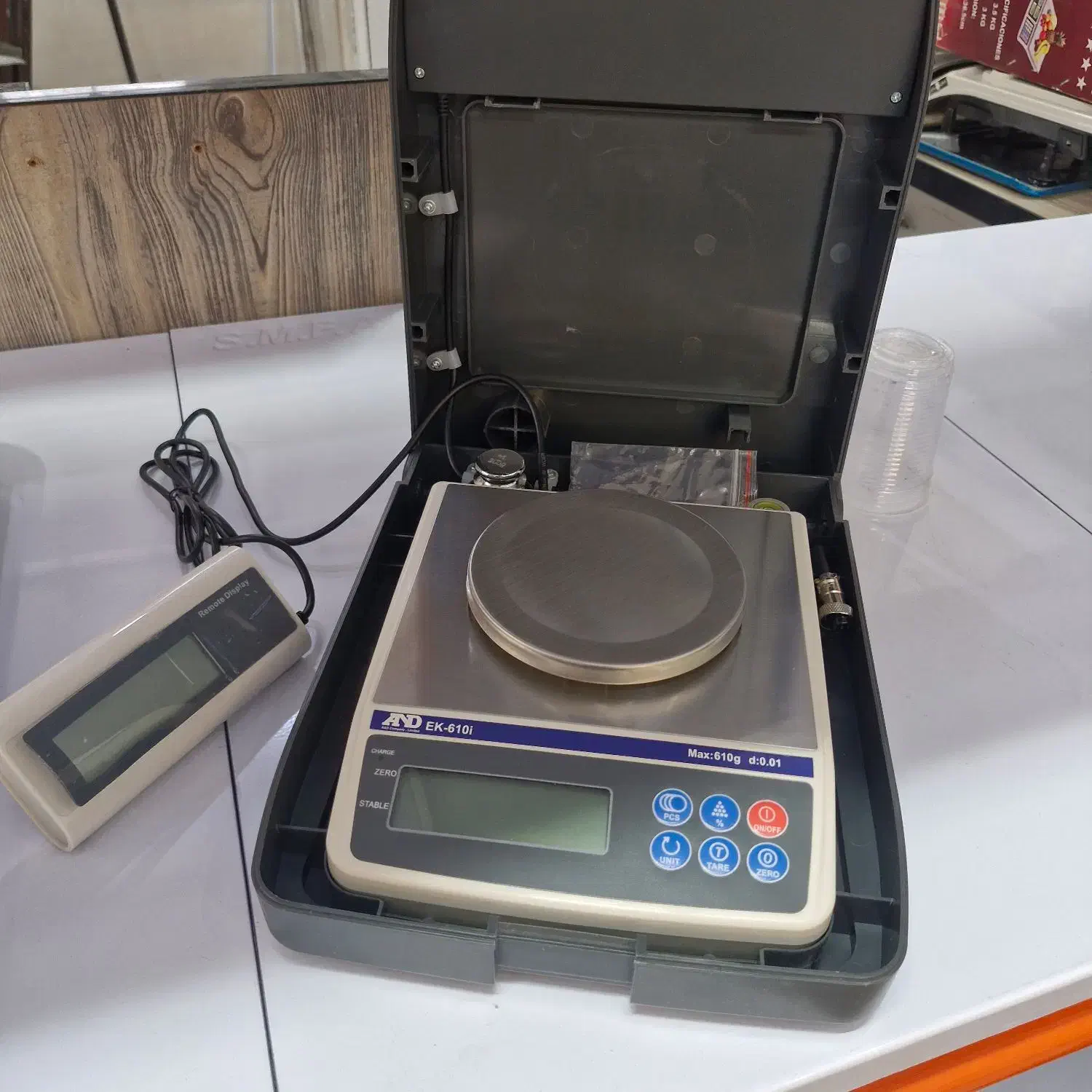 ترازو زرگری تحت لیسانس and 610 i|فروشگاه و مغازه|رشت, یخسازی|دیوار