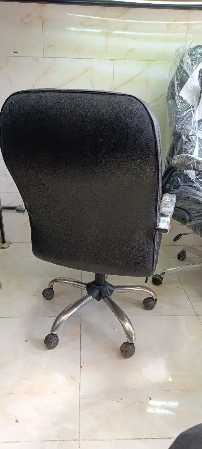 صندلی مدیریت جکدار درحد سالم|صندلی و نیمکت|قم, کلهری|دیوار