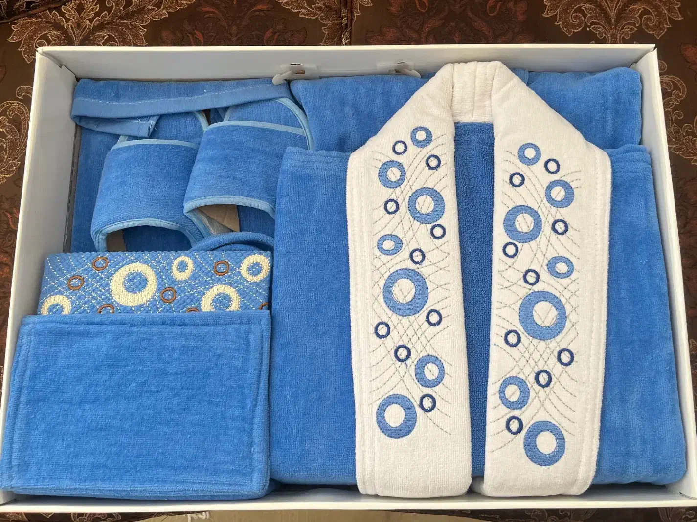 ۲ عدد حوله لباسی|سفره، حوله، دستمال آشپزخانه|یزد, |دیوار