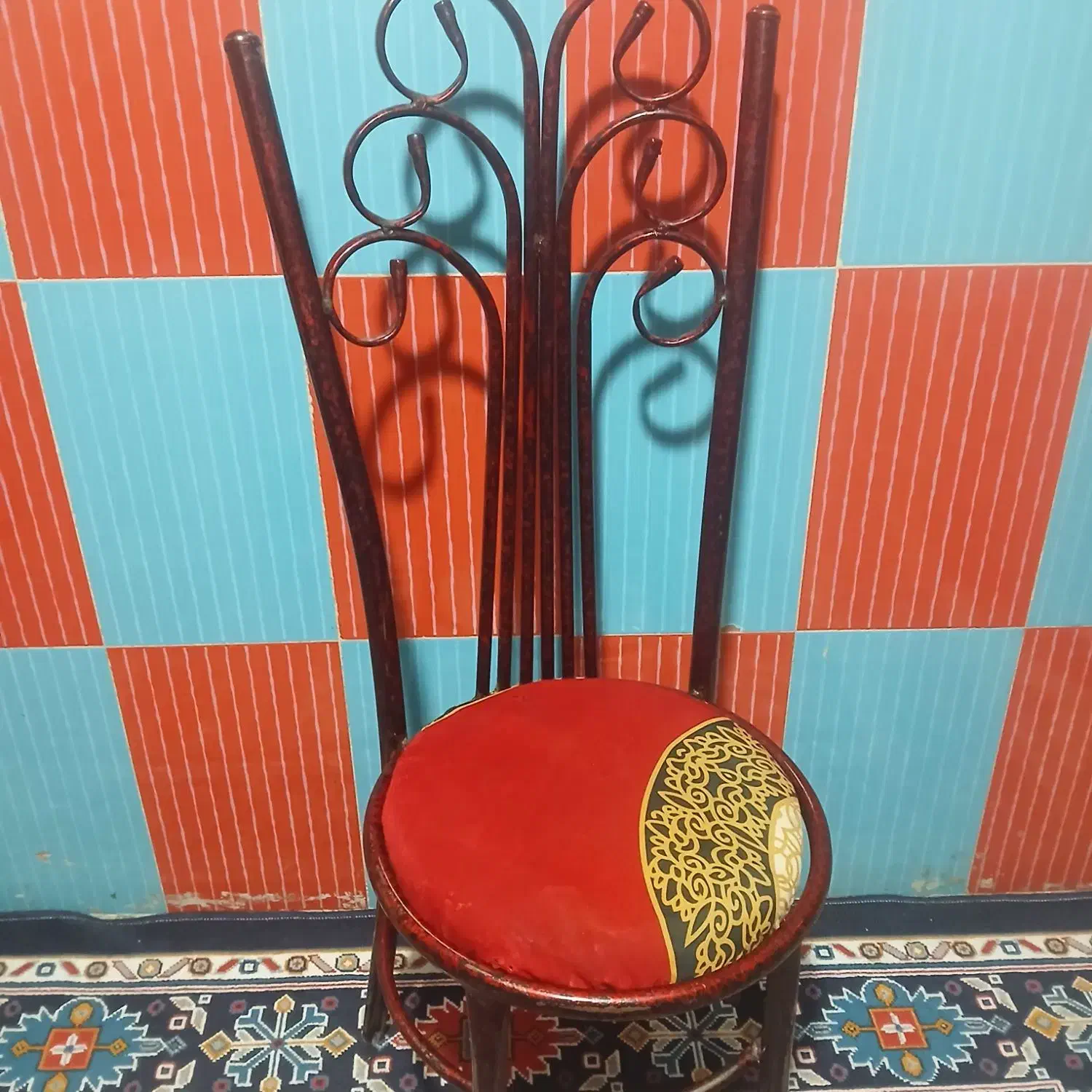 صندلی|صندلی و نیمکت|زاهدان, |دیوار