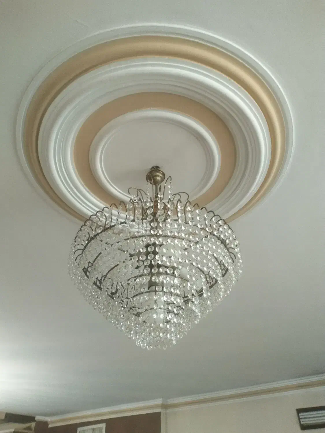 3تالوستر کریستالی بدنه برنز|لوستر و چراغ آویز|فردیس, شهرک گلها|دیوار