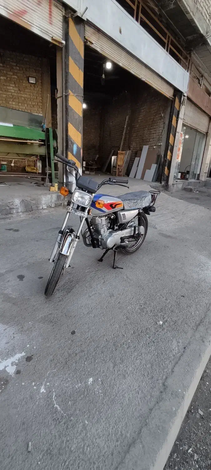 موتور سیکلت مزایده ای 125cc|موتورسیکلت|شیراز, شهرک کوشکک|دیوار