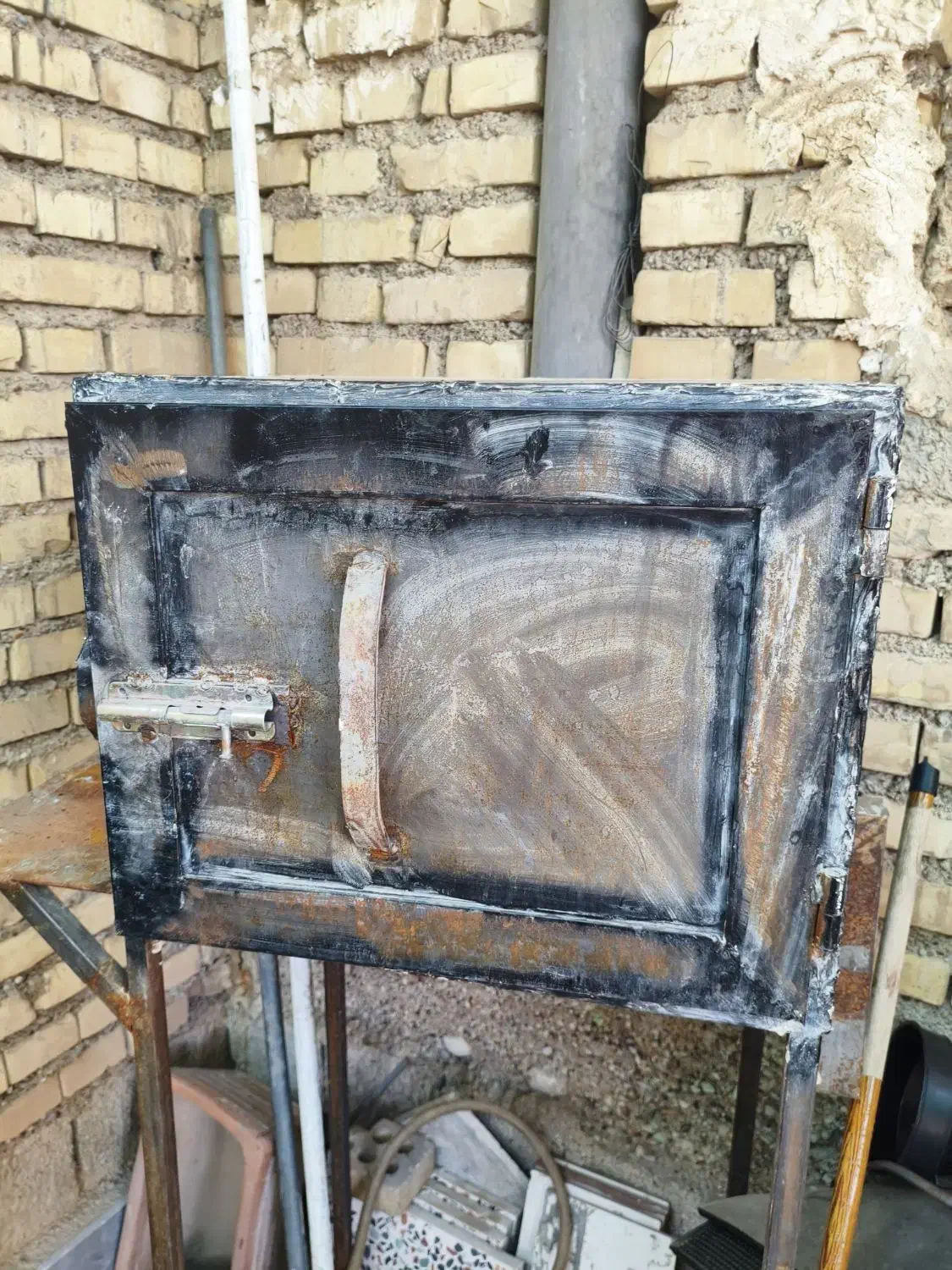 کوره ذغال|ابزارآلات|اندیمشک, |دیوار