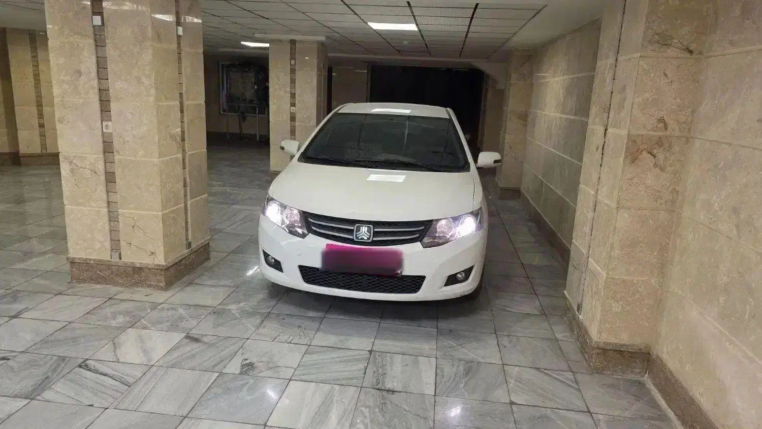 آریو سایپا ۱۳۹۷ تک برگ سند بیرنگ|خودرو سواری و وانت|یزد, |دیوار