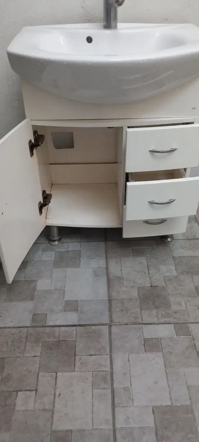 روشویی با کابینت|لوازم سرویس بهداشتی|محمدشهر, عباس آباد|دیوار