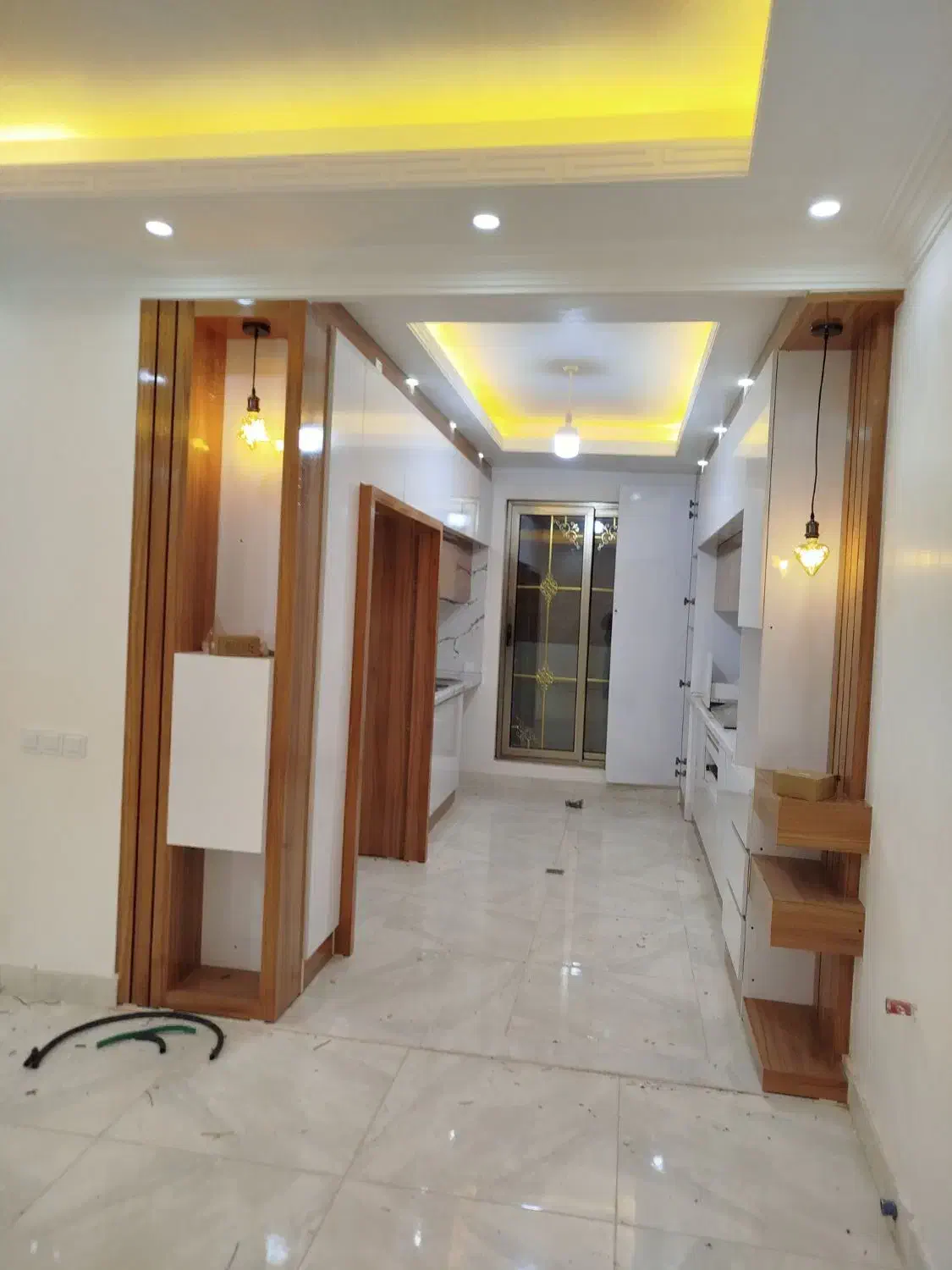 سیم کشی ساختمان|خدمات پیشه و مهارت|میاندوآب, |دیوار