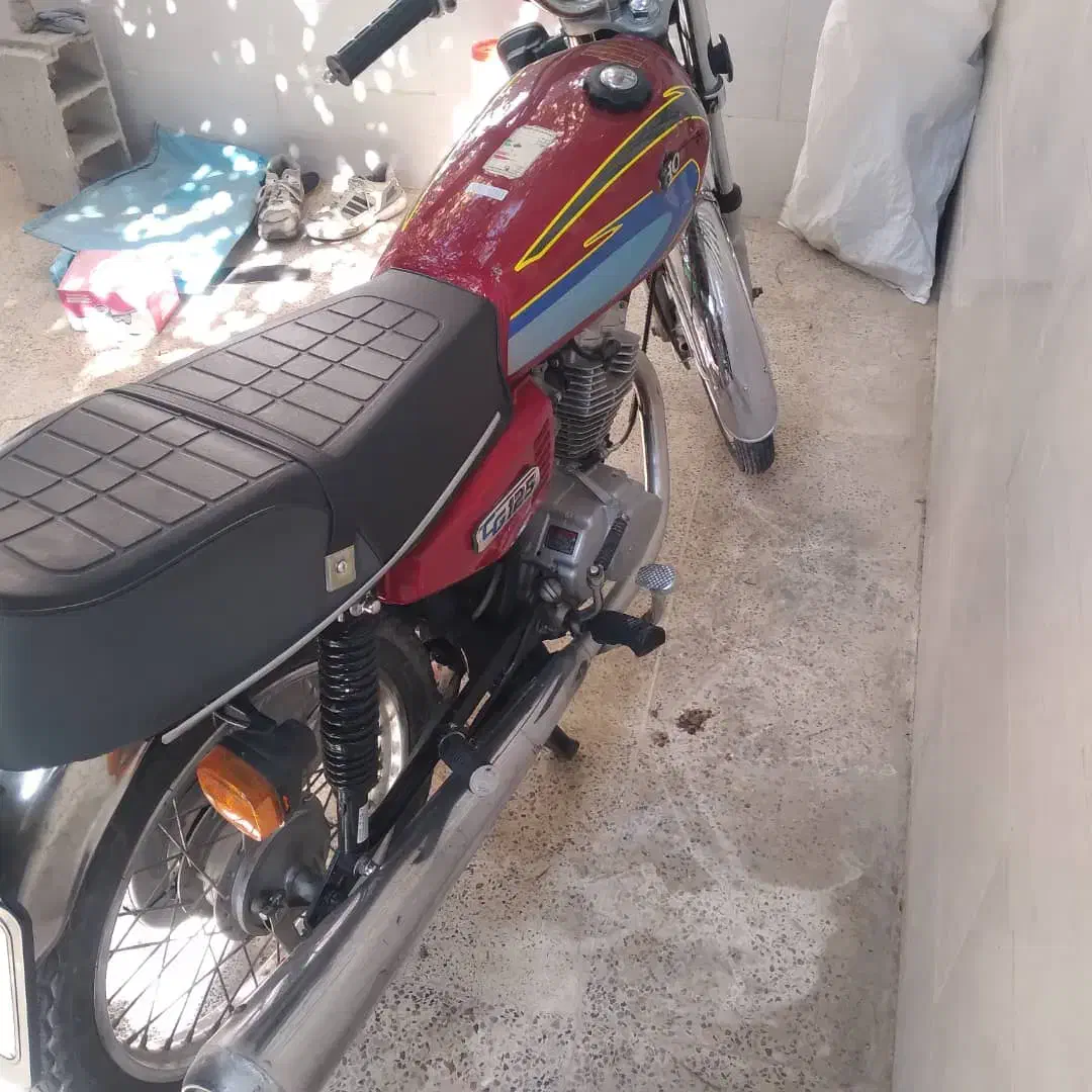 موتور سیکلت ۱۲۵ مدل ۹۴|موتورسیکلت|شیراز, شهرک رضوان|دیوار