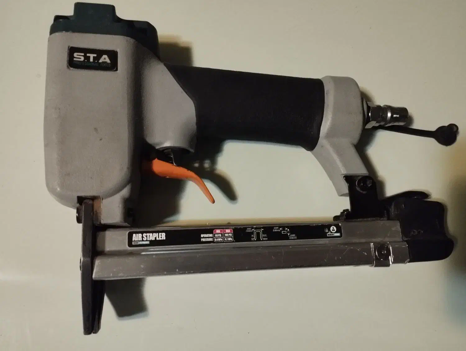 منگنه کوبب بادی|ابزارآلات|اندیشه, اندیشه فاز ۱|دیوار