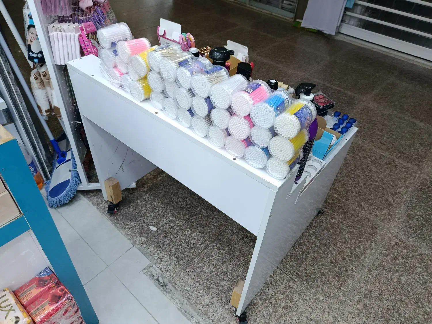 میز جلو دری|فروشگاه و مغازه|درگهان, |دیوار