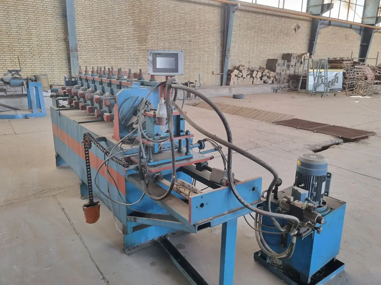 فروش کامل کارخانه تولید پروفیل سبک سقف کاذب|ماشین‌آلات صنعتی|زارچ, |دیوار