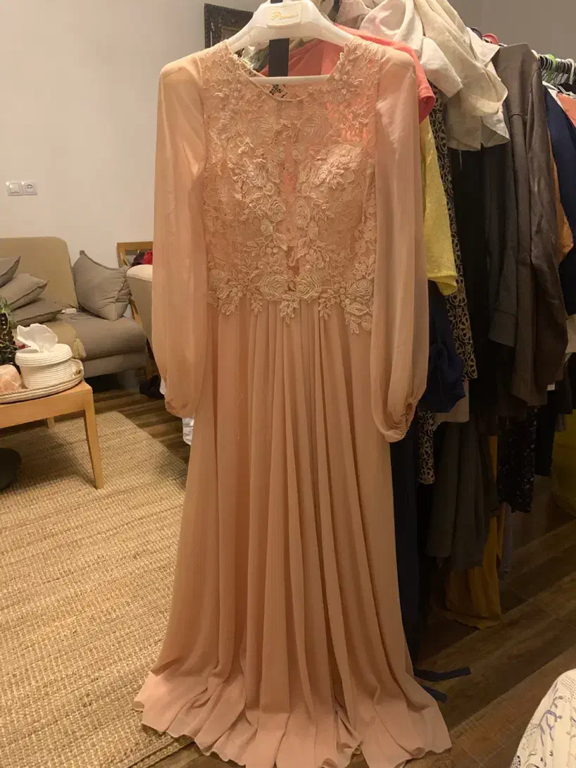 فروش انواع پالتو اصل وخارجی فقط ۲۰۰تومن|لباس|سنندج, |دیوار