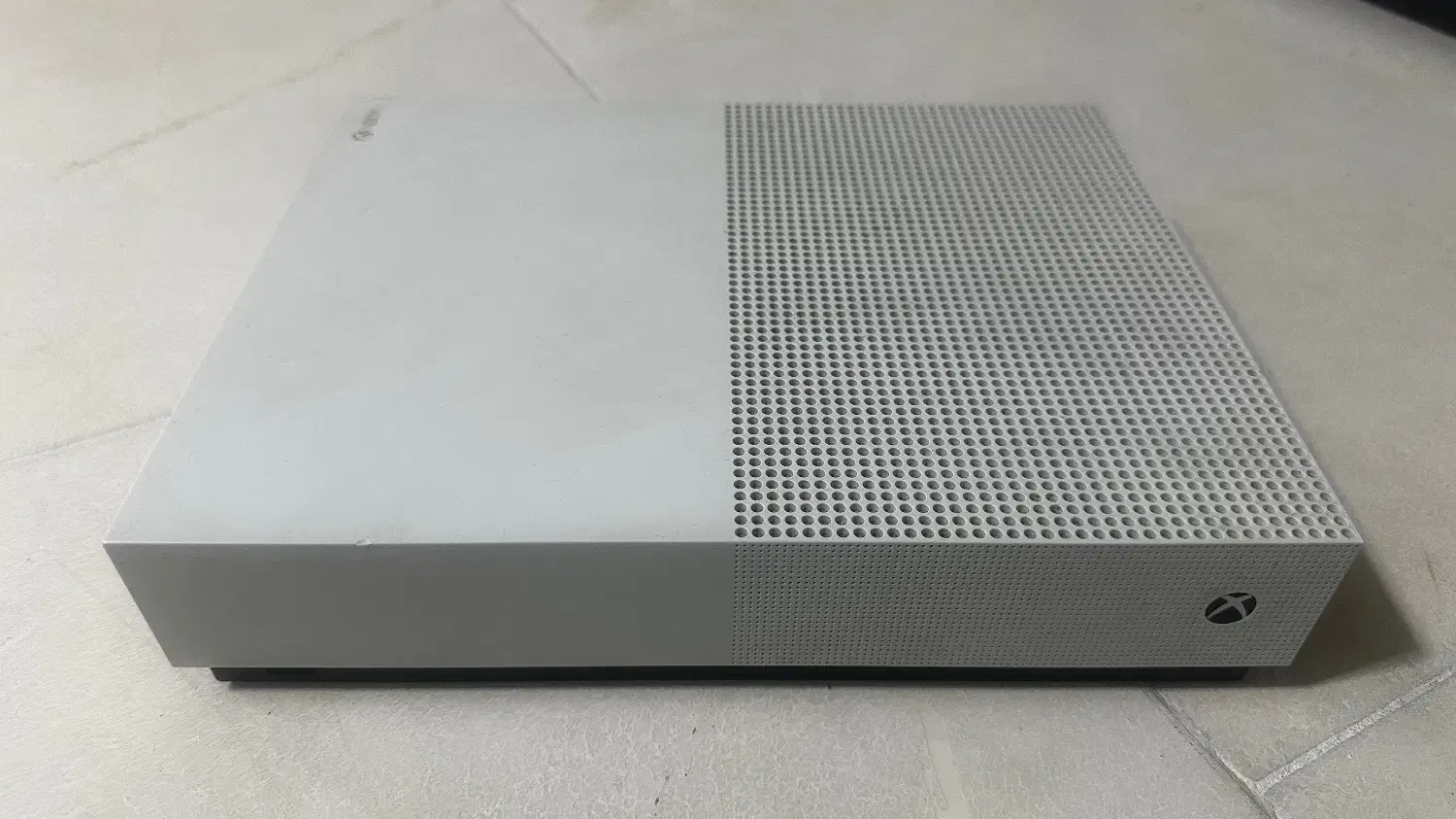Xbox one s|کنسول، بازی ویدئویی و آنلاین|چهارباغ, |دیوار
