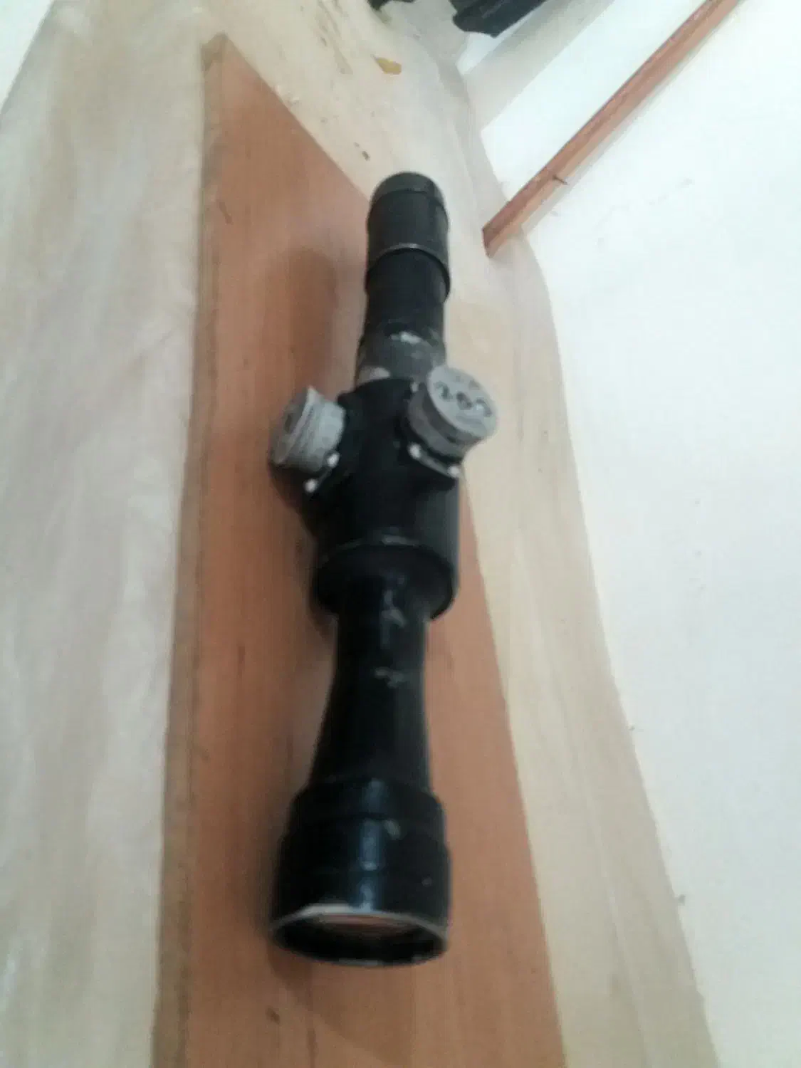 دوربین روسی شکاری|کلکسیون اشیاء عتیقه|اسلام‌‌آباد غرب, |دیوار