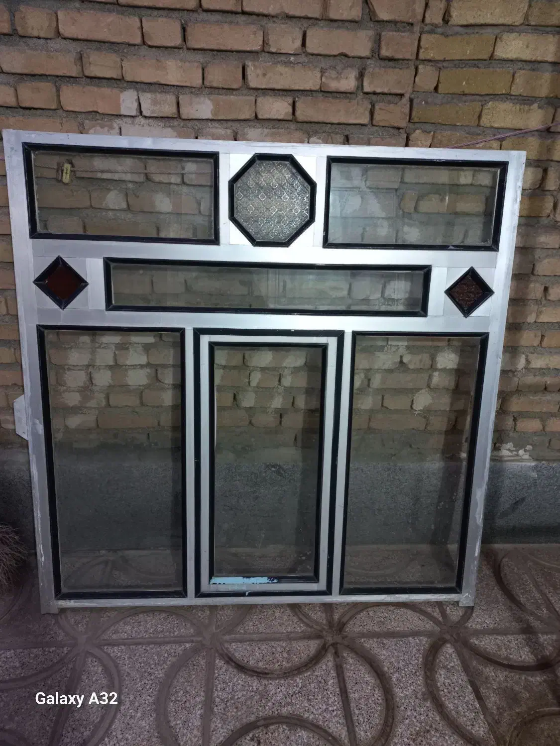 پنجره الومینیومی|مصالح و تجهیزات ساختمان|بهار, |دیوار