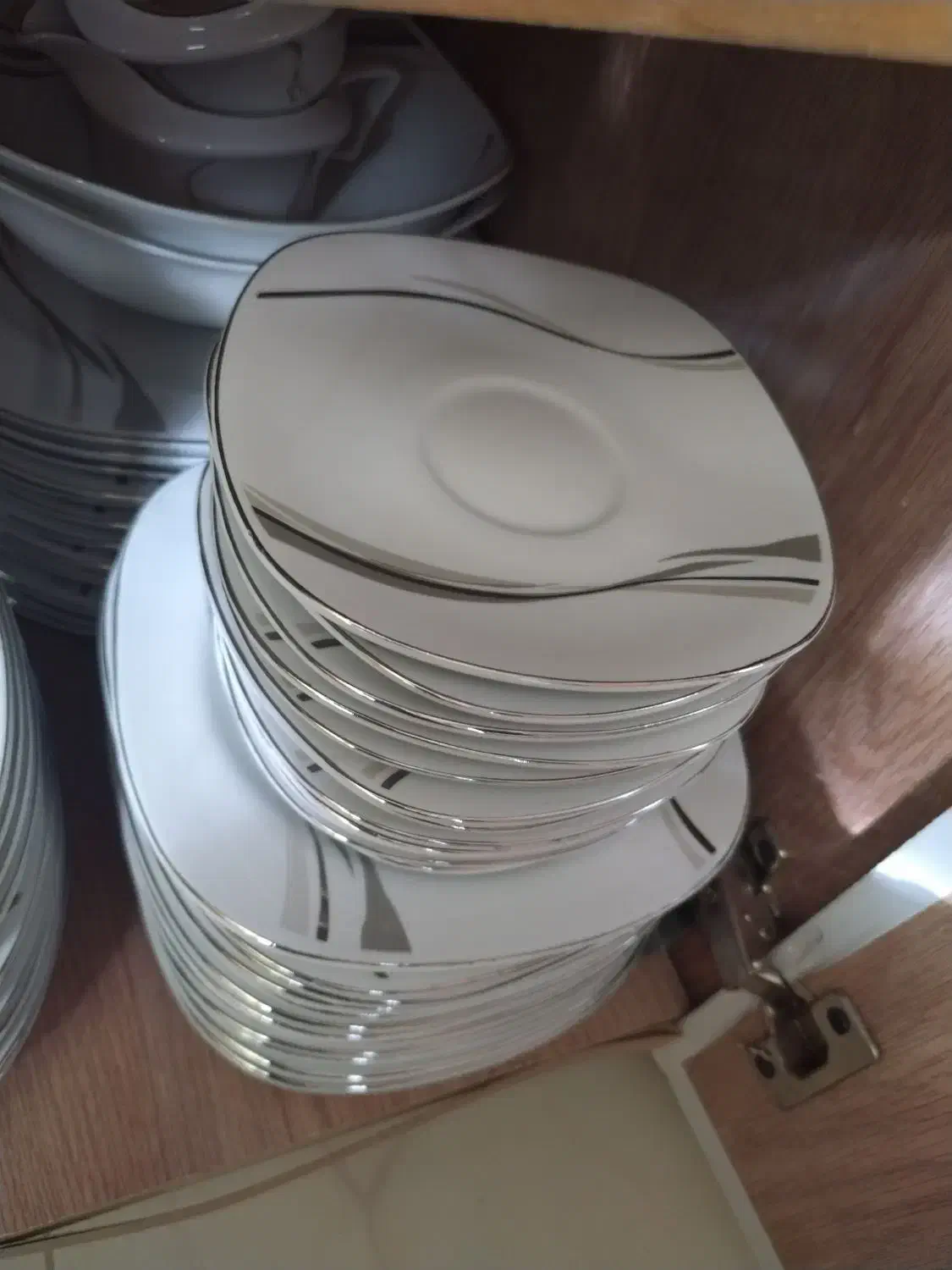 سرویس چینی|سرویس روتختی|تربت‌حیدریه, منصوریه|دیوار