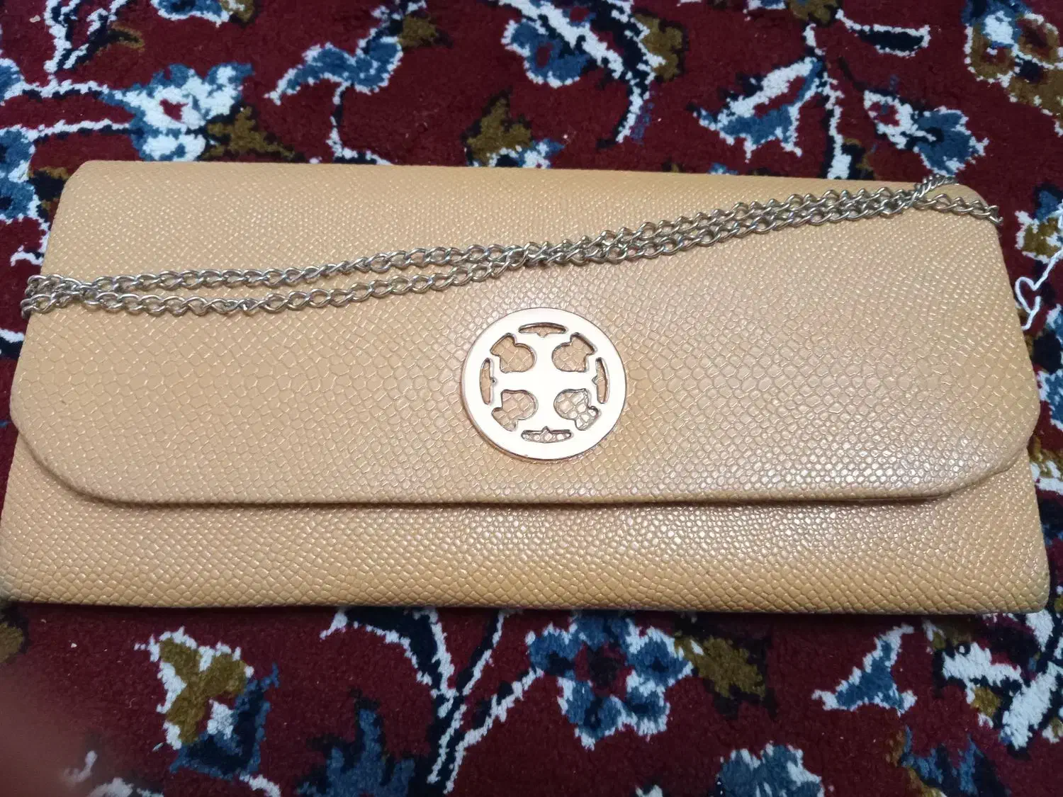 کیف مجلسی|کیف، کفش، کمربند|قم, نوبهار|دیوار