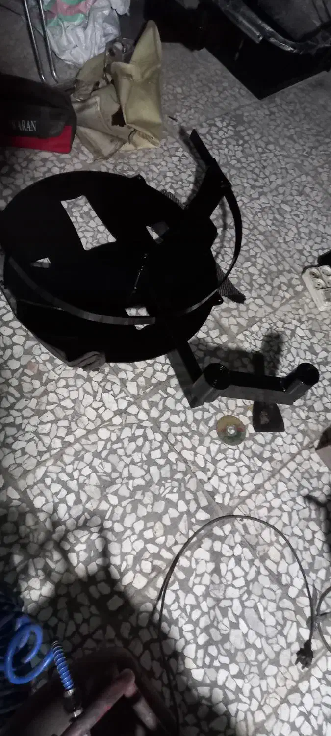 صندلی استادگار باربر|آرایشگاه و سالن‌های زیبایی|املش, |دیوار