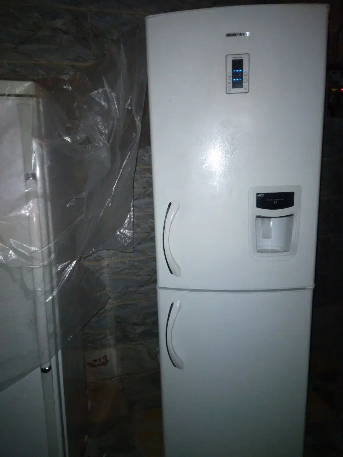 یخچال فریزر بدون برفک|یخچال و فریزر|سبزوار, شرق کال جنوبی (شمس آبادی)|دیوار