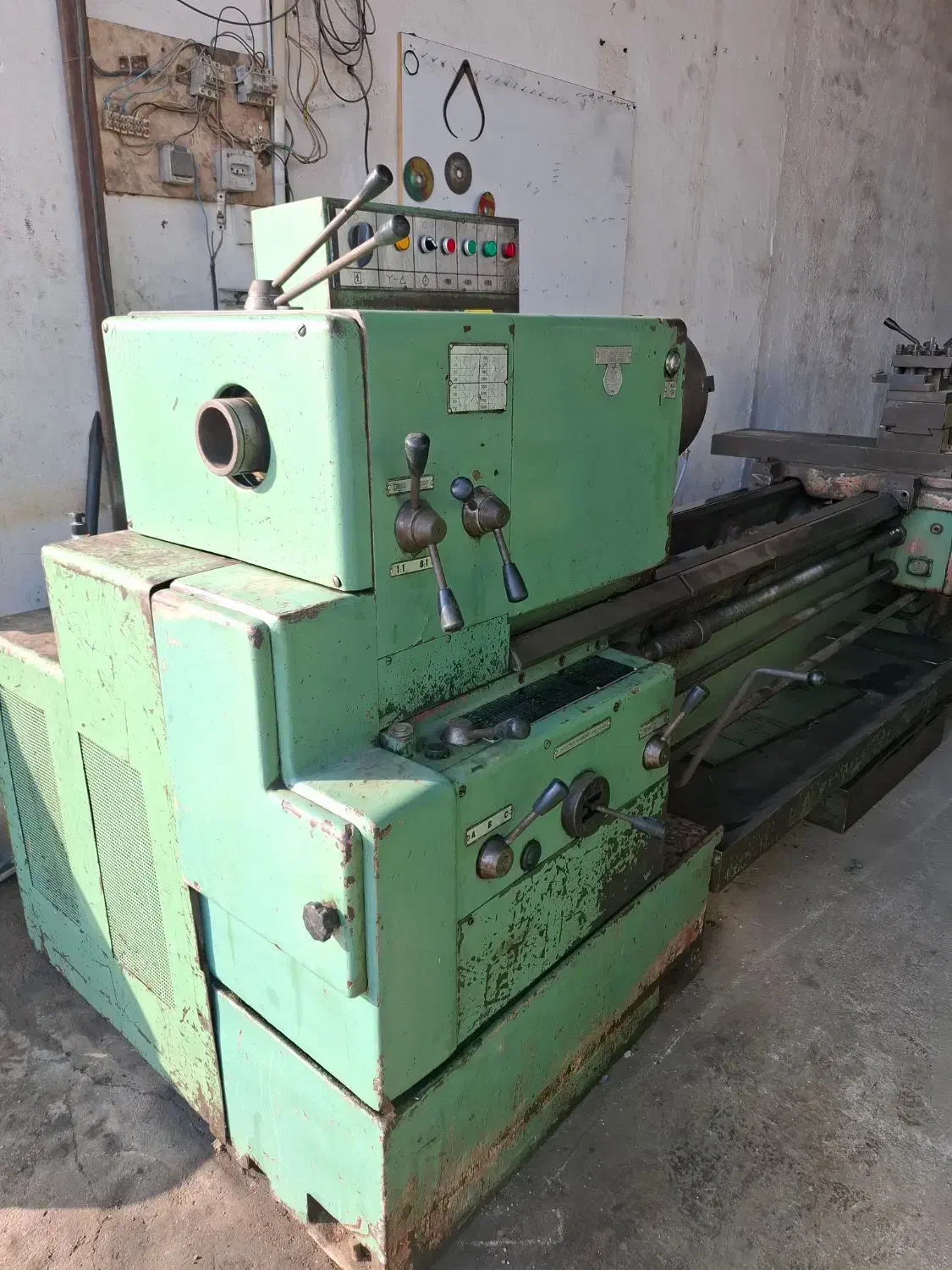 دستگاه تراش|ماشینآلات صنعتی|آمل, |دیوار