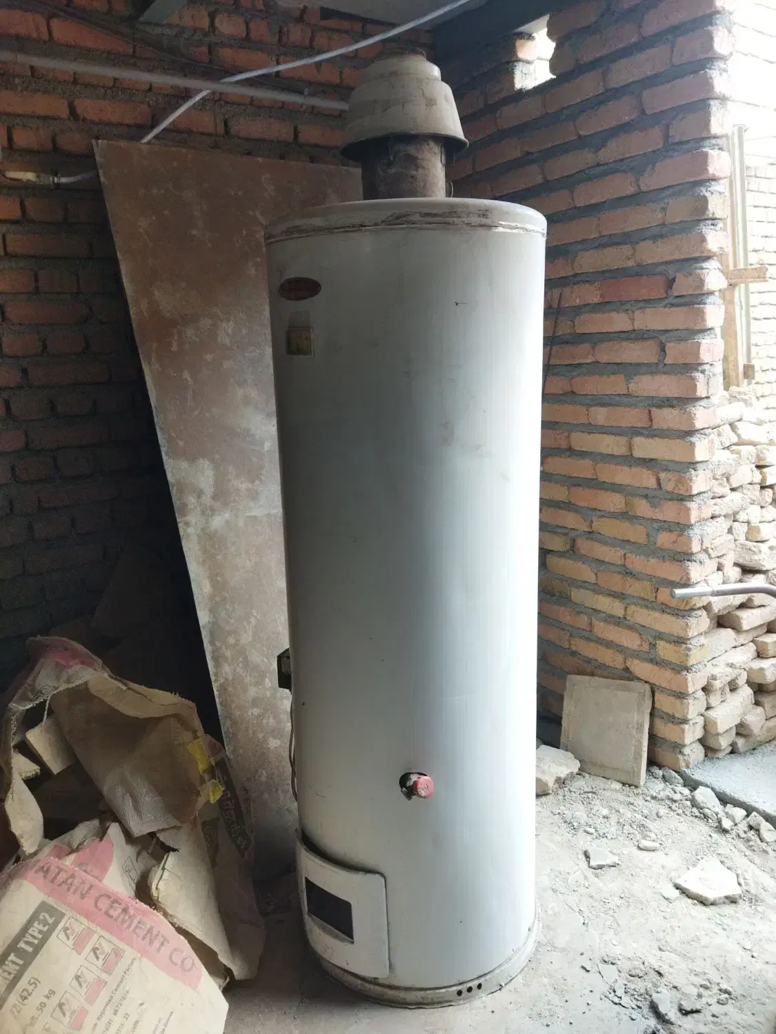 دیوار زمینی|آبگرمکن، پکیج، شوفاژ|صالح آباد, |دیوار