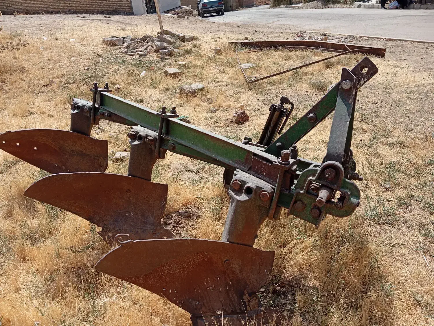 اداوت‌کشاورزی|ماشین‌آلات صنعتی|چاراویماق, |دیوار