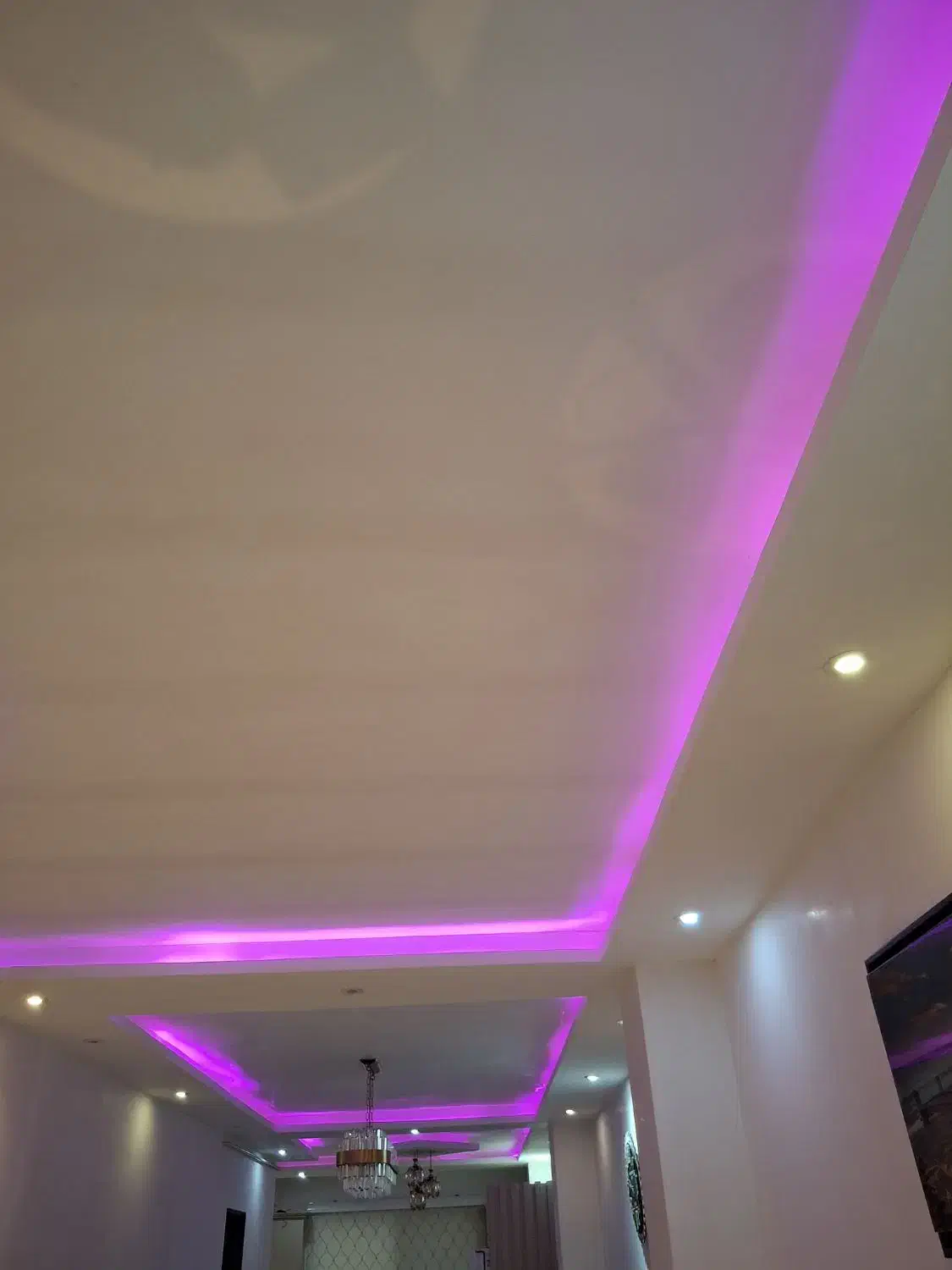 شلنگی|ریسه و چراغ تزئینی|رشت, کوی جام جم|دیوار