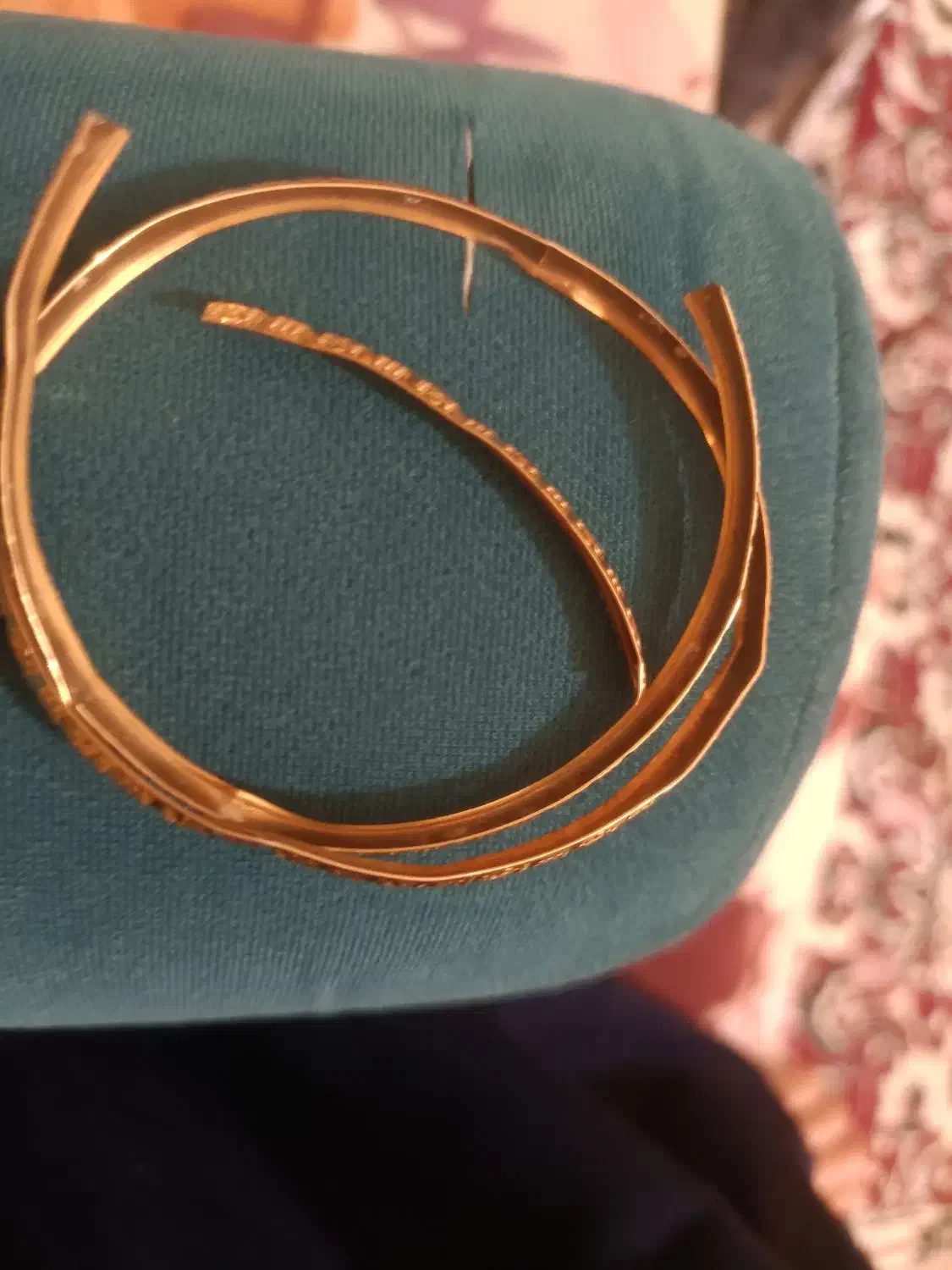 طلا|جواهرات|نیشابور, ریوند|دیوار