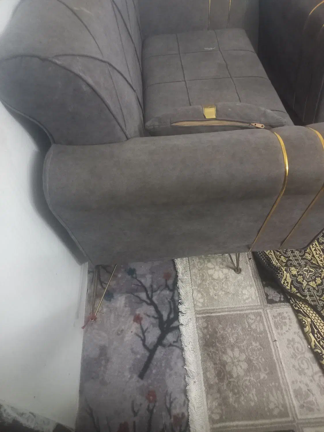 مبل|مبلمان خانگی و میز عسلی|بومهن, |دیوار